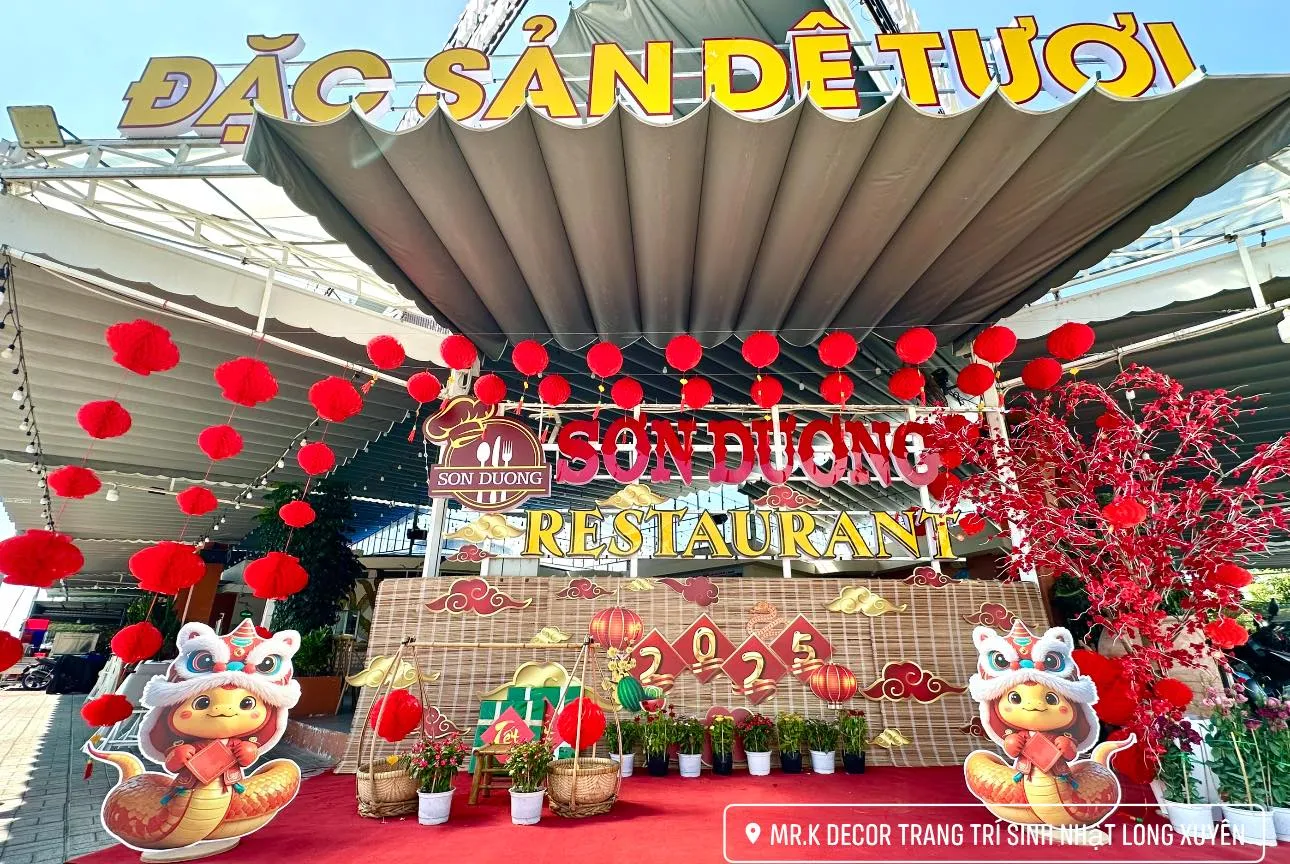 
  <p>Mẫu thiết kế trang trí</p>
  <p class="text-transparent bg-gradient-to-r from-red-500 to-orange-400 bg-clip-text">tất niên & tân niên</p>

