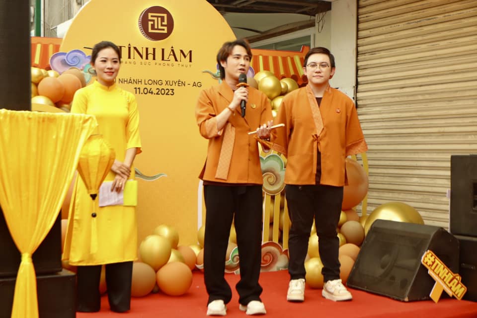 Sự kiện khai trương Tinh Lâm